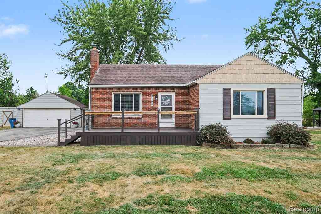 Homes For Sale - 5409 Baldwin Road <br/> Swartz Creek, MI 48473