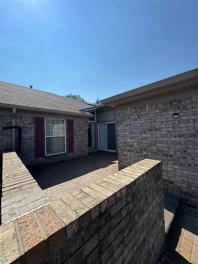 Condo For Sale - 59219 Conifer Court <br/> Macomb County, Washington, MI 48094