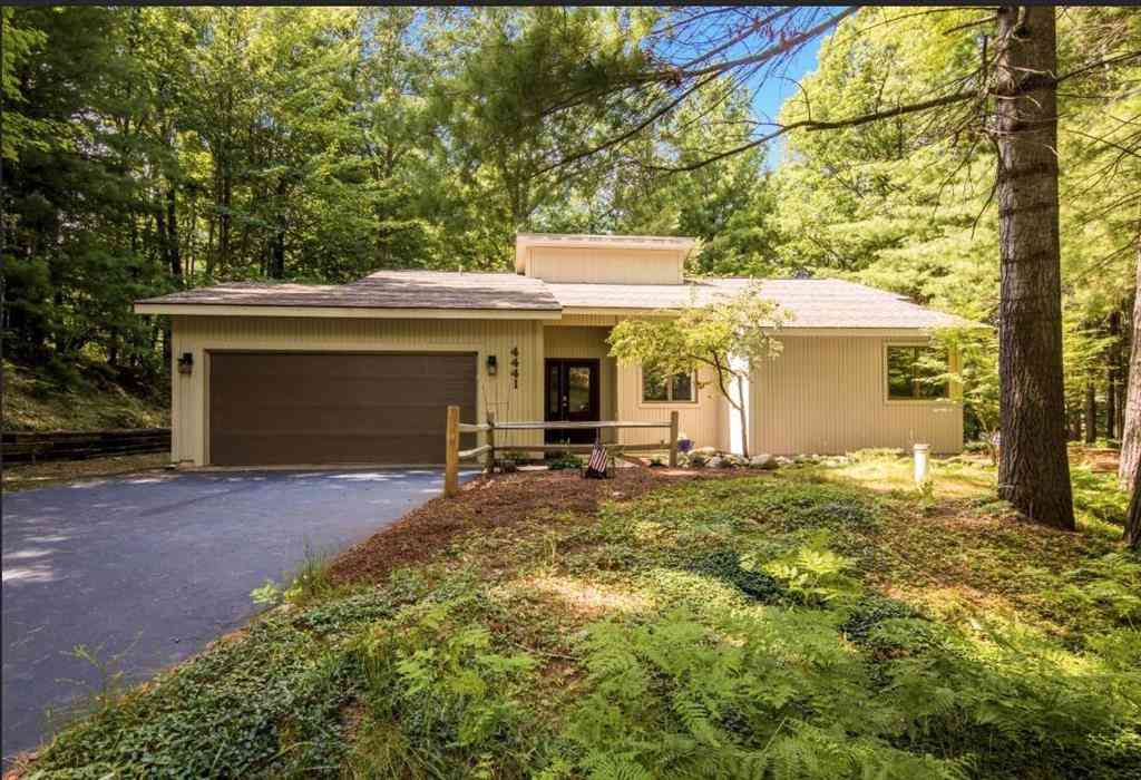 Homes For Sale - 4441 E Timberwood Drive <br/> Traverse City, MI 49686
