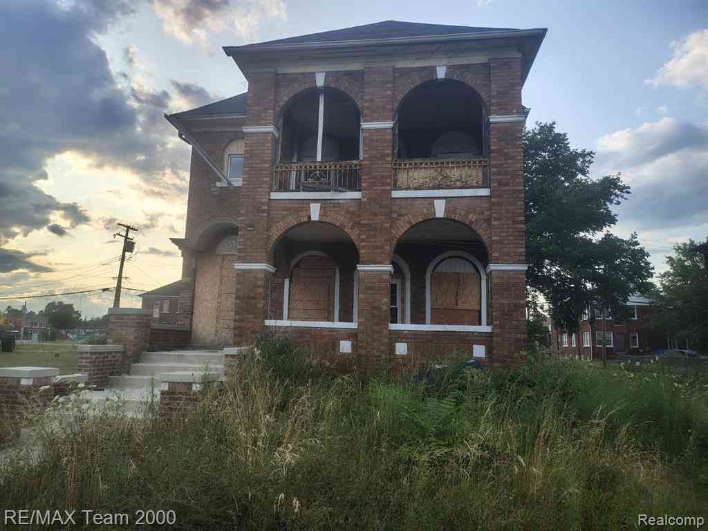 Homes For Sale - 3330 Tuxedo Street <br/> Detroit, MI 48206
