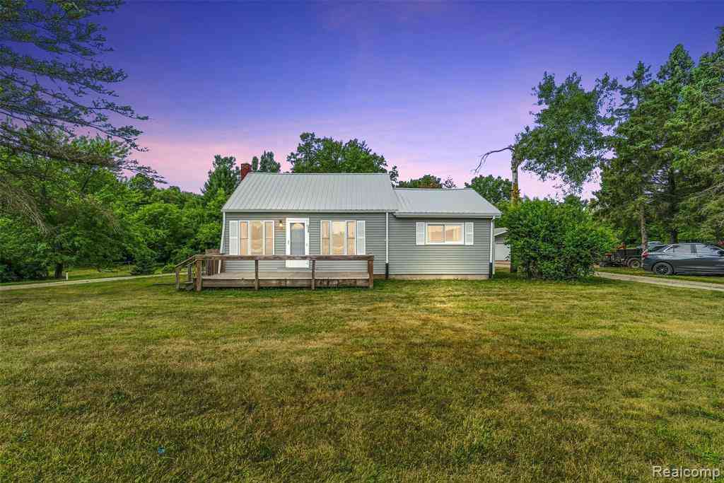 Homes For Sale - 6163 N State Road <br/> Davison, MI 48423