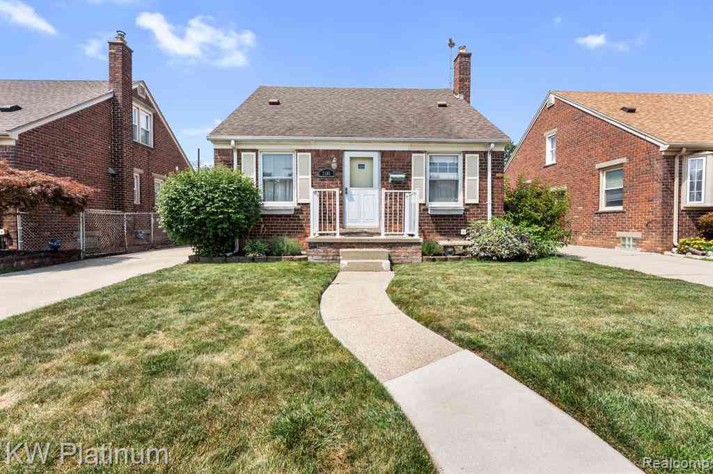 Homes For Sale - 7686 Winona Avenue <br/> Allen Park, MI 48101