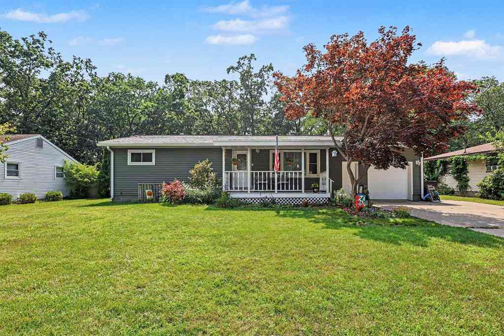 Homes For Sale - 2351 Southwood Avenue <br/> Muskegon County, Norton Shores, MI 49441