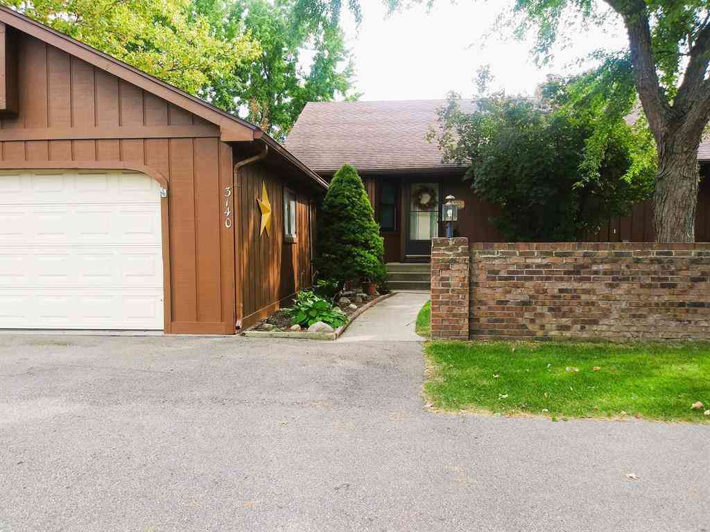 Condo For Sale - 3140 Old Kent Road Se SE<br/> Kentwood, MI 49512
