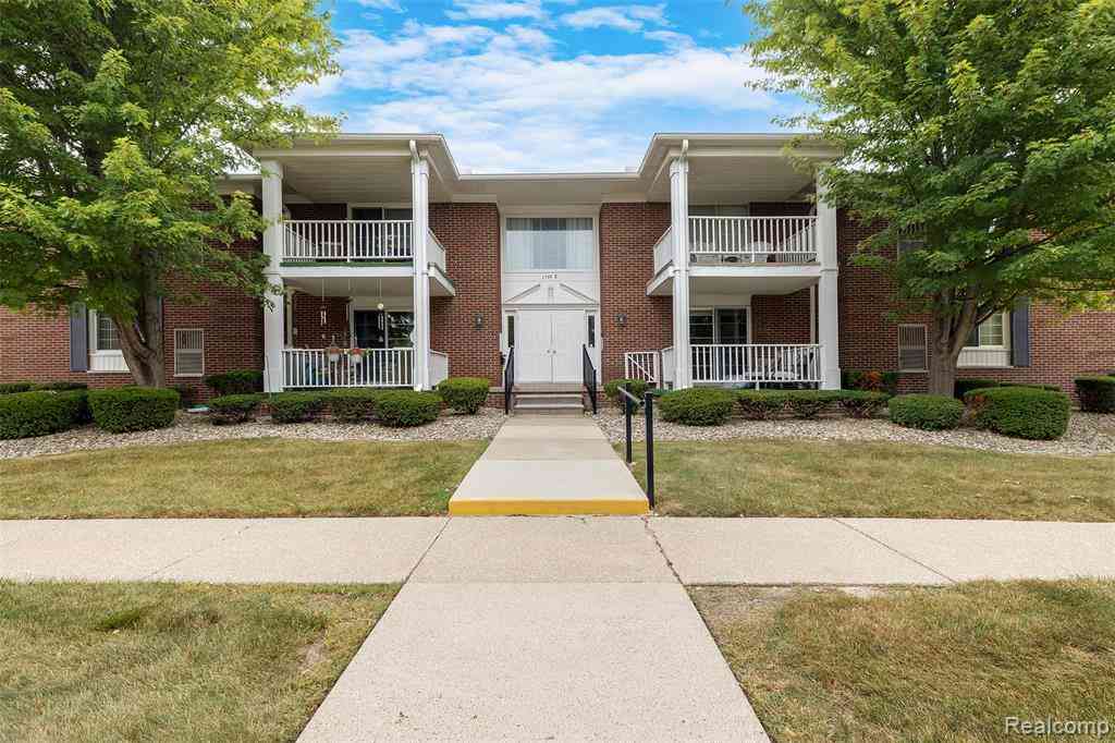 Condo For Sale - 1749 Monticello Street  #E3<br/> Wayne County, Trenton, MI 48183