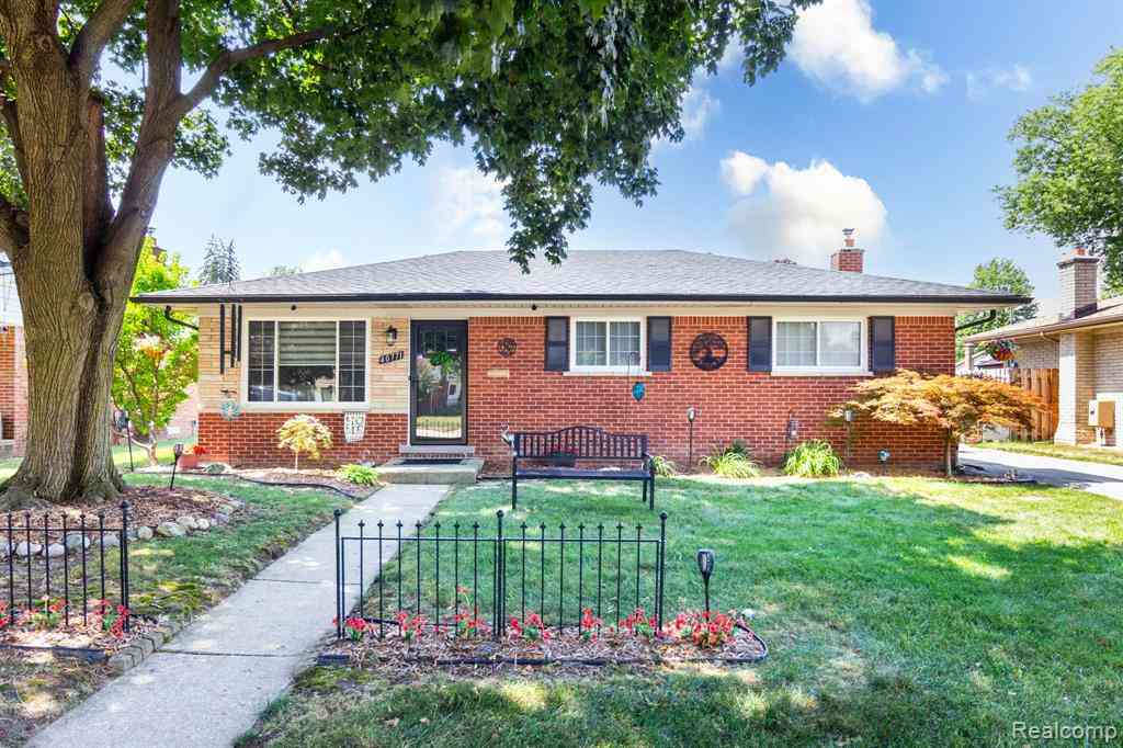 Homes For Sale - 40771 Pickett Ridge Road <br/> Macomb County, Sterling Heights, MI 48313