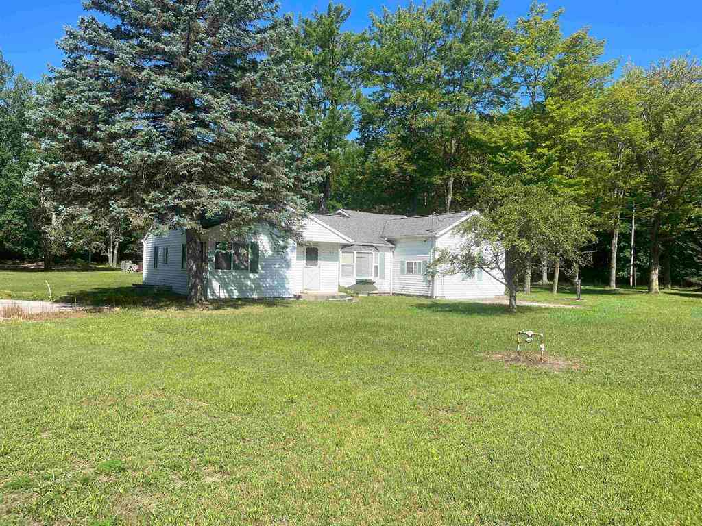 Homes For Sale - 5200 S Huron  <br/> Standish, MI 48658