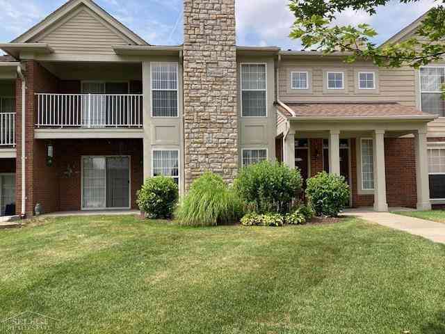 Condo For Sale - 21868 Hartford Way <br/> Macomb, MI 48042
