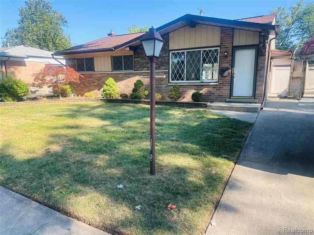 Homes For Sale - 2138 Pagel Avenue <br/> Wayne County, Lincoln Park, MI 48146