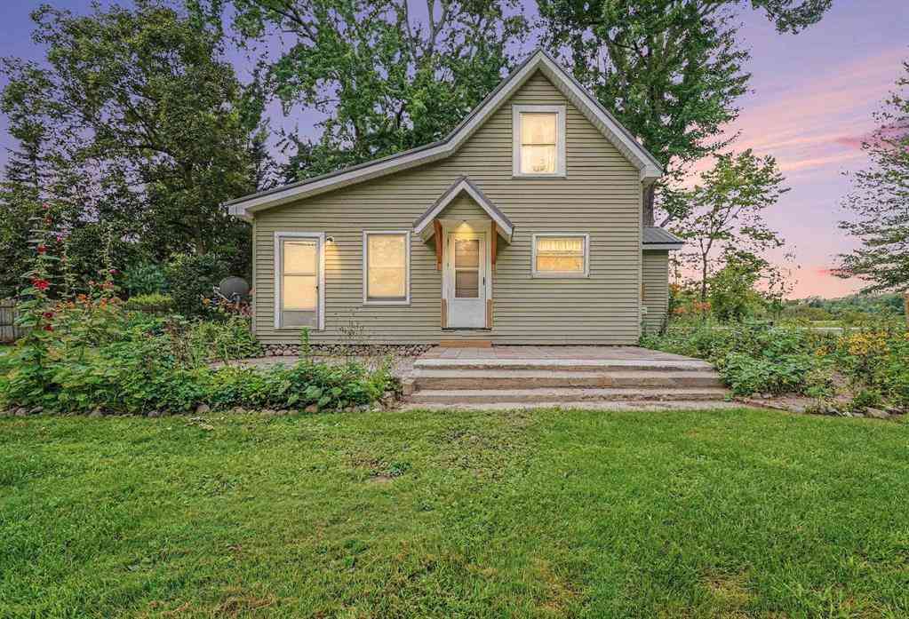 Homes For Sale - 4196 N Coleman  <br/> Coleman, MI 48618