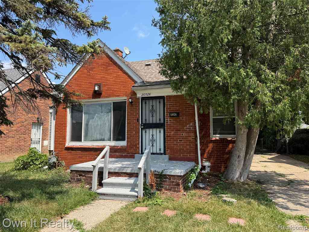 Homes For Sale - 20524 Lesure Street <br/> Detroit, MI 48235