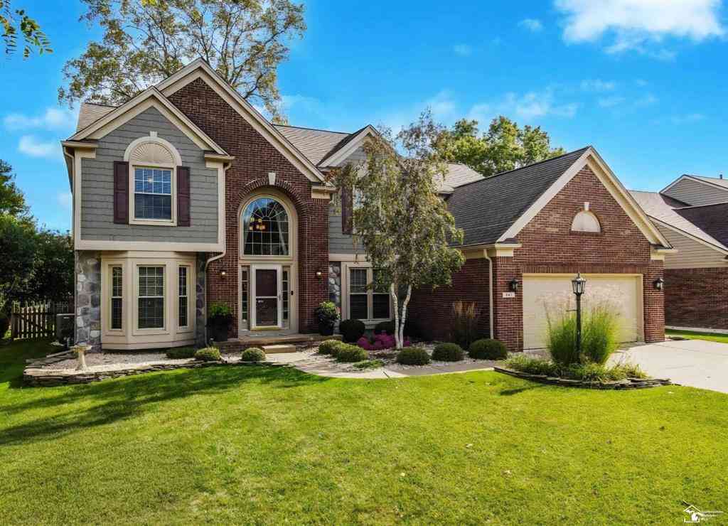 Homes For Sale - 843 Regents Park Drive <br/> Monroe County, Monroe, MI 48161