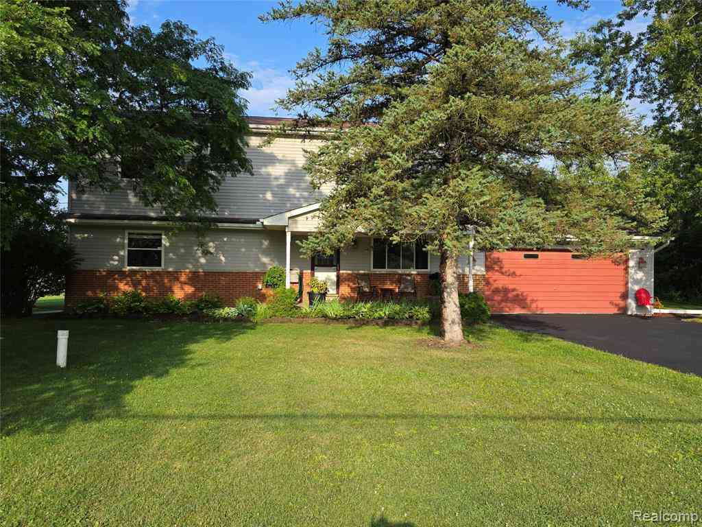 Homes For Sale - 60885 Indian Trail <br/> Macomb County, Ray, MI 48096