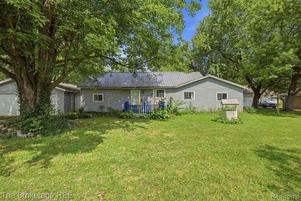 Homes For Sale - 10135 Clark Road <br/> Davison, MI 48423