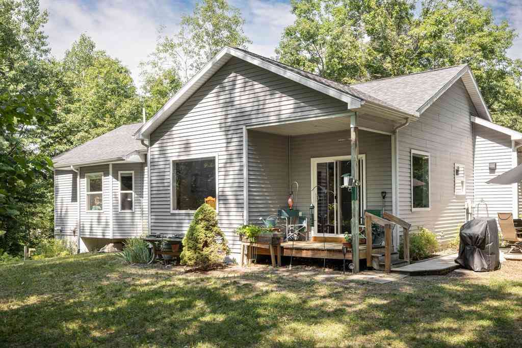Homes For Sale - 1854 Round Lake Road <br/> Interlochen, MI 49643