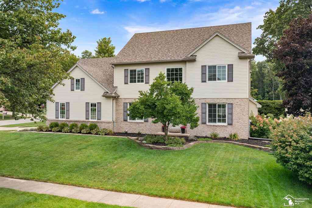 Homes For Sale - 8360 Doulton Court <br/> Monroe County, Lambertville, MI 48144