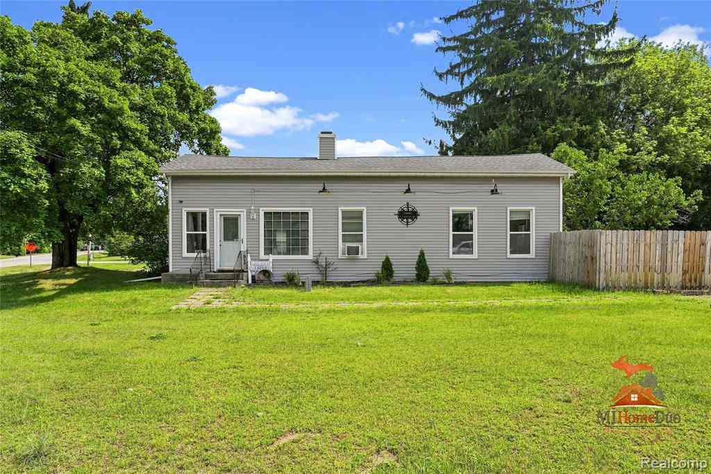 Homes For Sale - 13080 N Saginaw Road <br/> Clio, MI 48420