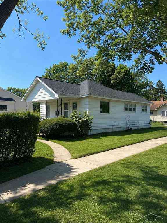 Homes For Sale - 1802 Marquette Street <br/> Saginaw County, Saginaw, MI 48602