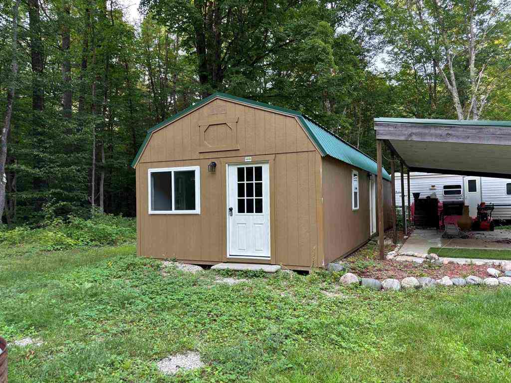 Homes For Sale - 6493 Plainfield Trail <br/> Elmira, MI 49730