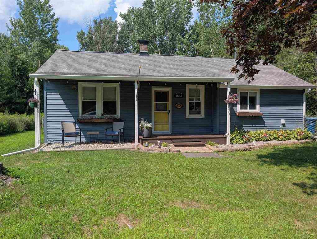 Homes For Sale - 1832 Filmore Street <br/> Essexville, MI 48732