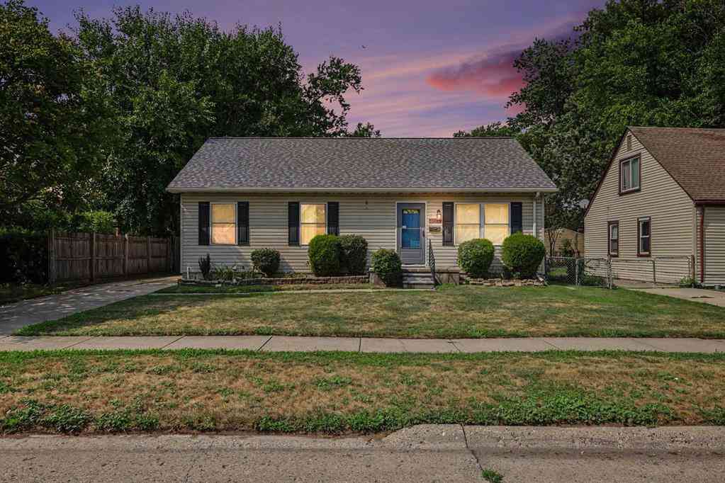 Homes For Sale - 1753 E Evelyn Avenue <br/> Oakland County, Hazel Park, MI 48030