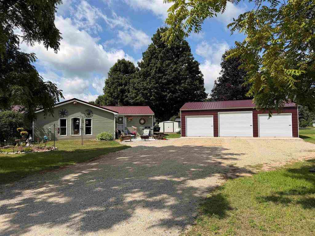 Homes For Sale - 7542 3rd Street <br/> Thompsonville, MI 49683
