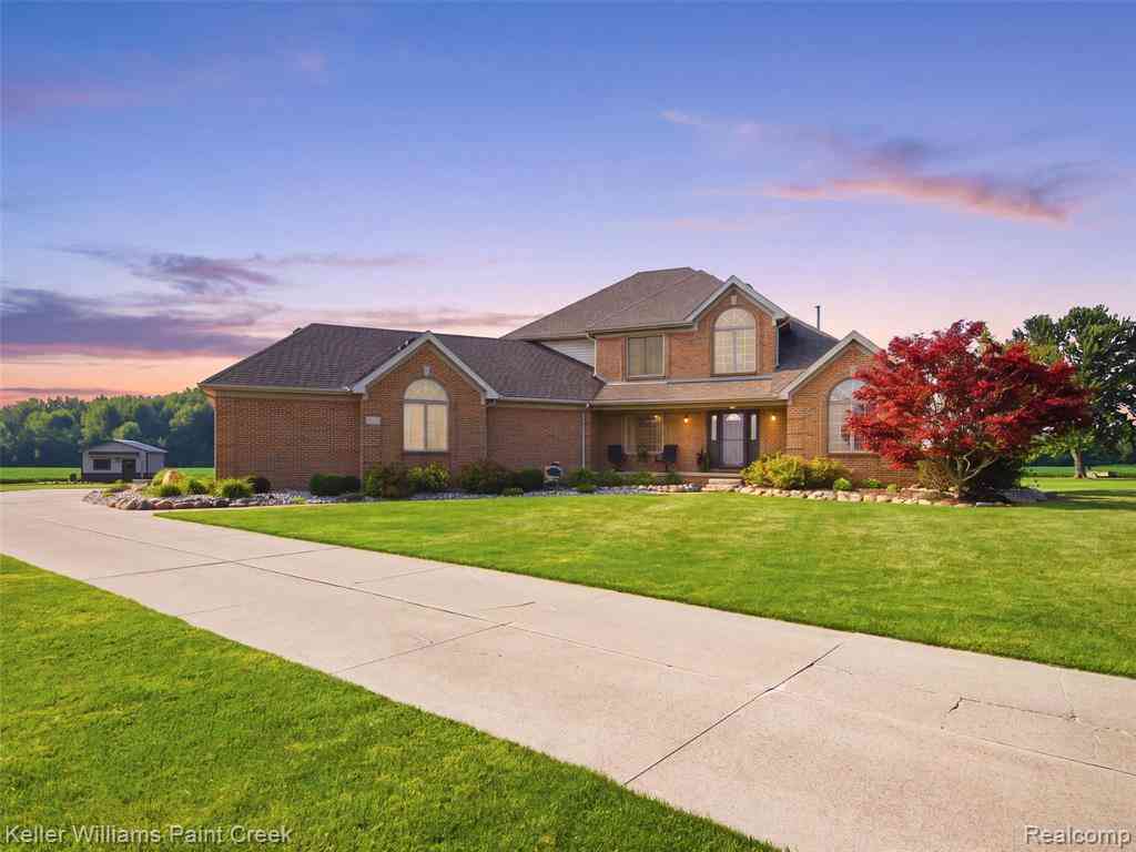 Homes For Sale - 30738 School Section Road <br/> Macomb County, Richmond, MI 48062