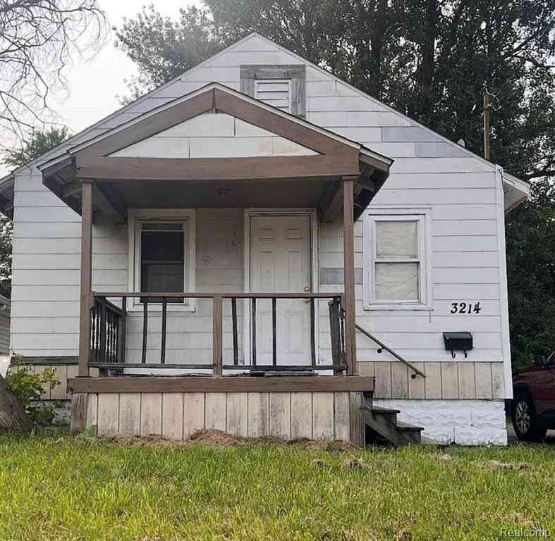 Homes For Rent - 3214 S Grand Traverse Street <br/> Genesee County, Flint, MI 48507