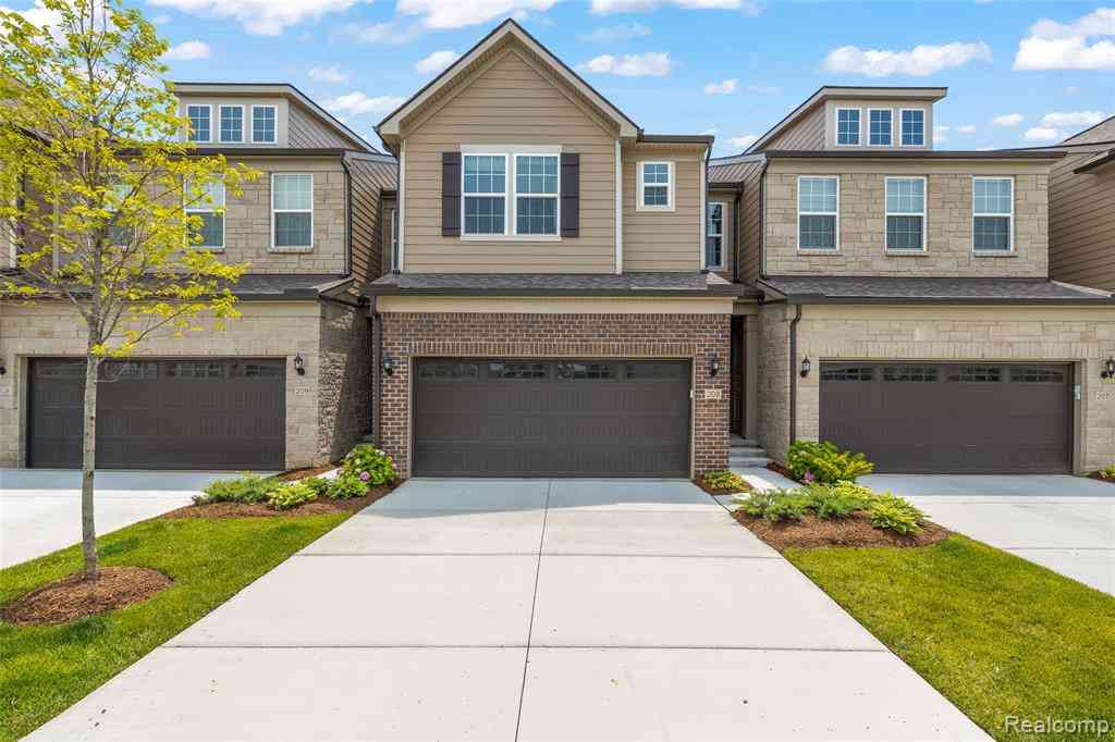 Condo For Sale - 208 Addison Circle <br/> Walled Lake, MI 48390