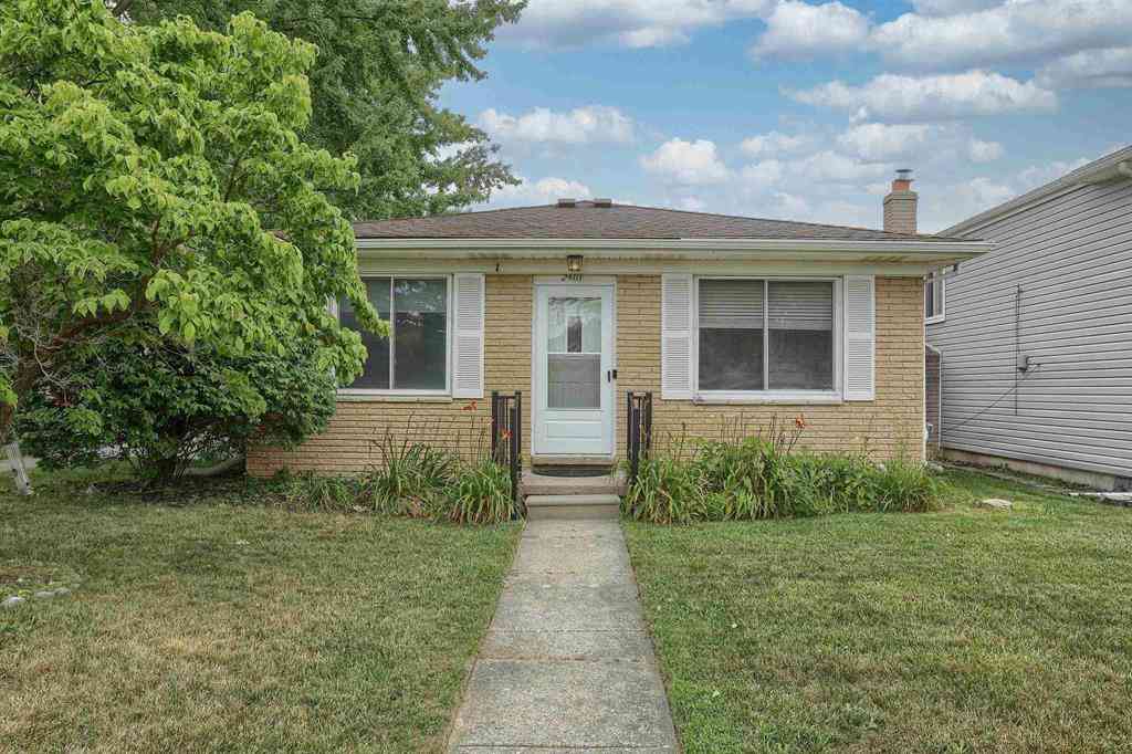 Homes For Sale - 24111 Cottrell Street <br/> Clinton Township, MI 48035
