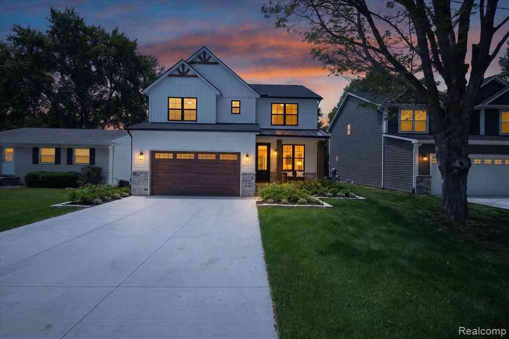 Homes For Sale - 9295 Elmhurst Avenue <br/> Plymouth, MI 48170