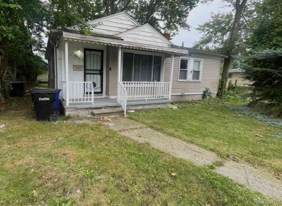 Homes For Sale - 24055 Florence Street <br/> Detroit, MI 48219