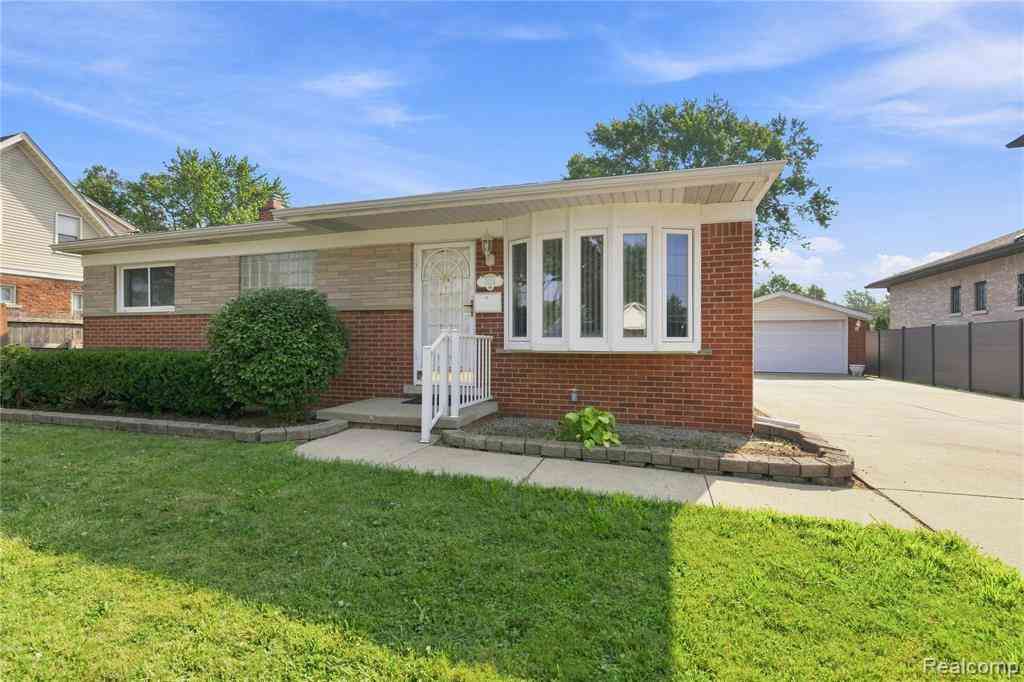 Homes For Sale - 7024 N Evangeline Street <br/> Wayne County, Dearborn Heights, MI 48127
