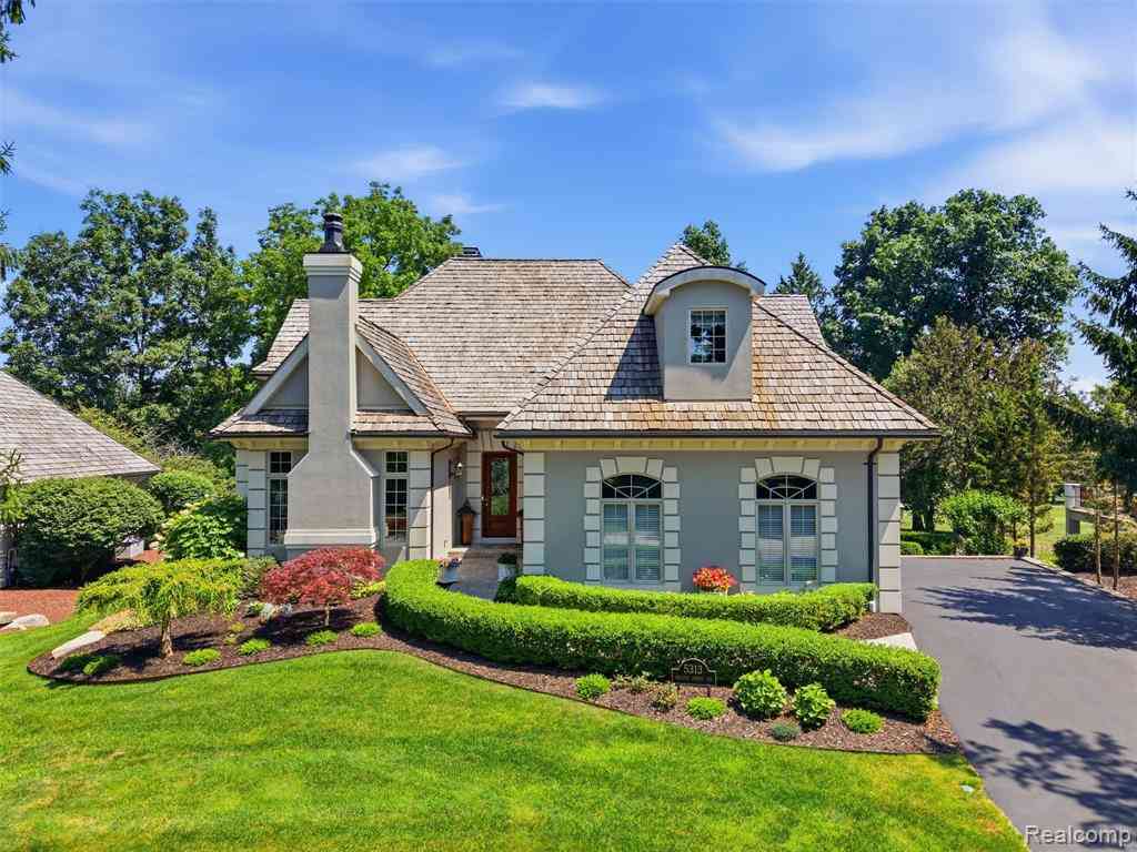 Homes For Sale - 5313 Bristol Parke Circle <br/> Clarkston, MI 48348