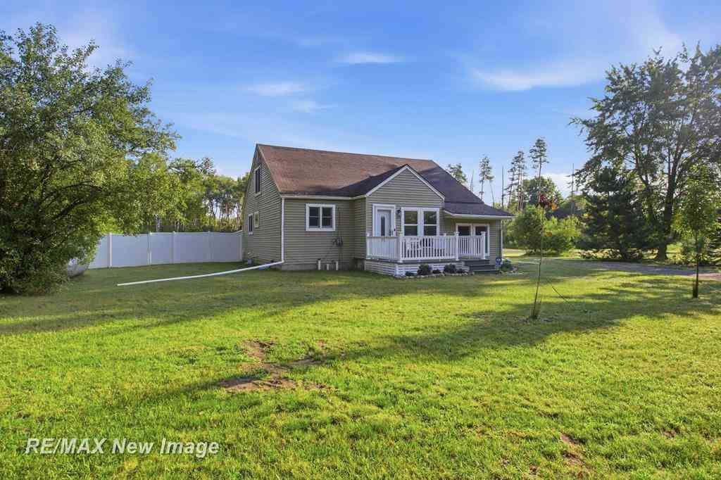 Homes For Sale - 740 W Pine River Road <br/> Midland, MI 48640