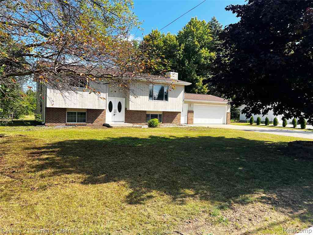 Homes For Sale - 1954 W Midland Road <br/> Auburn, MI 48611