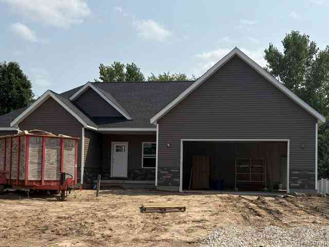 Homes For Sale - 4851 Castlewood  <br/> Kimball, MI 48074