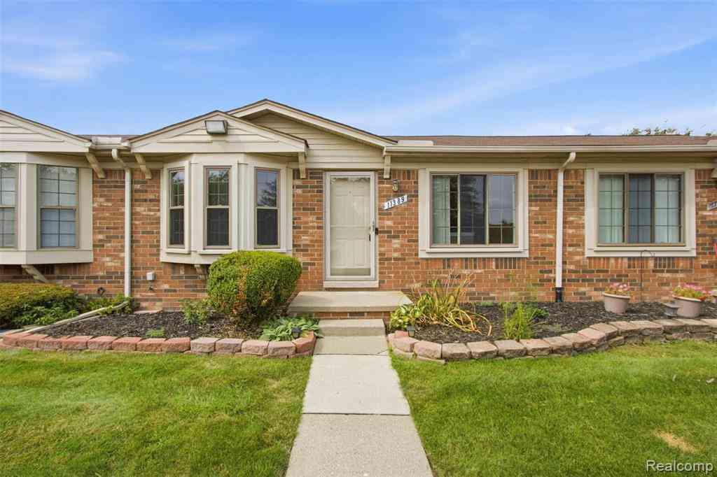 Condo For Sale - 11389 Faircrest Drive <br/> Washington, MI 48094