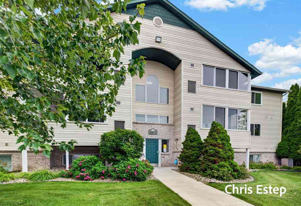Condo For Sale - 5877 Crosswinds Drive  #31<br/> Norton Shores, MI 49444