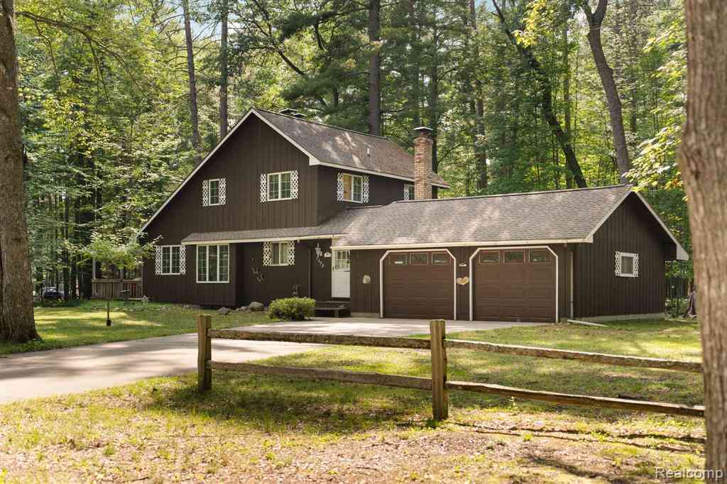 Homes For Sale - 1358 Crawford Avenue <br/> Grayling, MI 49738