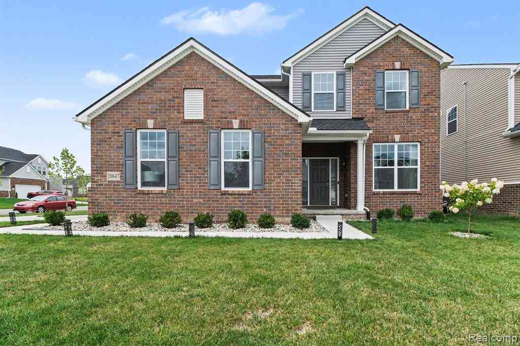 Homes For Sale - 20847 Calabrese Drive <br/> South Lyon, MI 48178