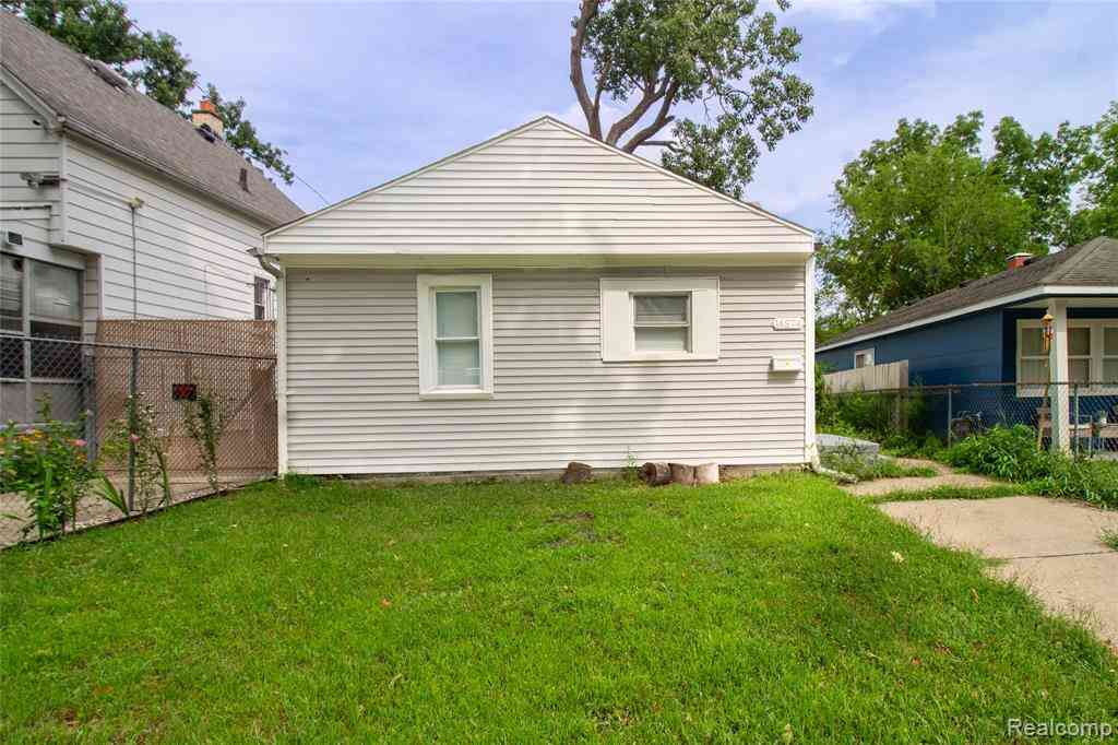 Homes For Sale - 14874 Dolphin Street <br/> Detroit, MI 48223