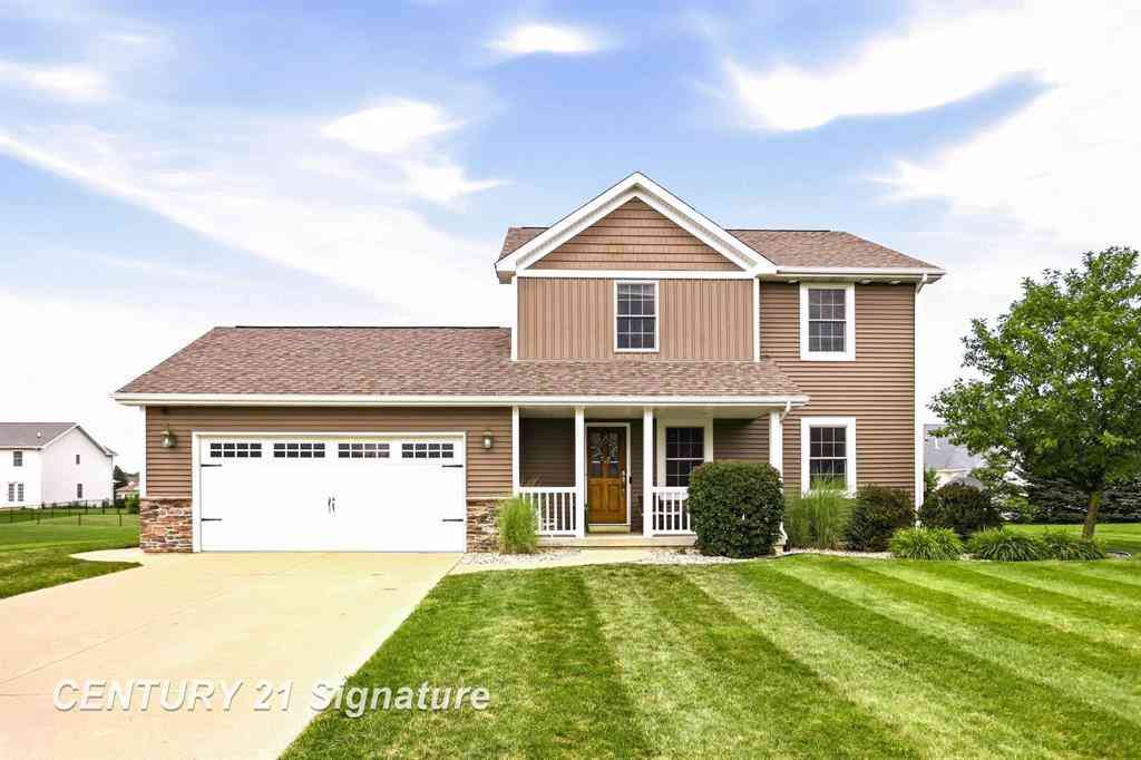 Homes For Sale - 2207 Satkowiak Drive <br/> Bay City, MI 48706