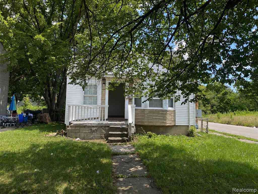 Homes For Sale - 20000 Rowe Street <br/> Detroit, MI 48205