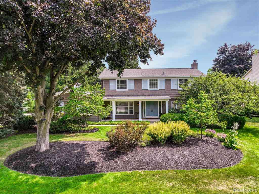 Homes For Sale - 3837 Shellmarr Lane <br/> Bloomfield Hills, MI 48302