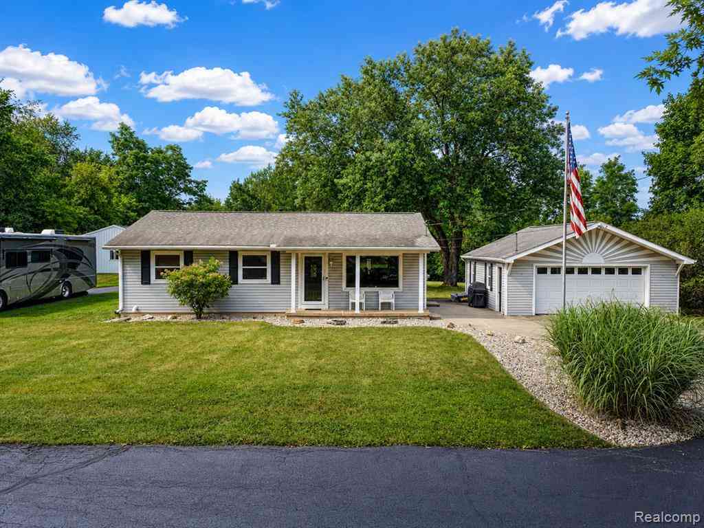 Homes For Sale - 5179 Baldwin Road <br/> Holly, MI 48442