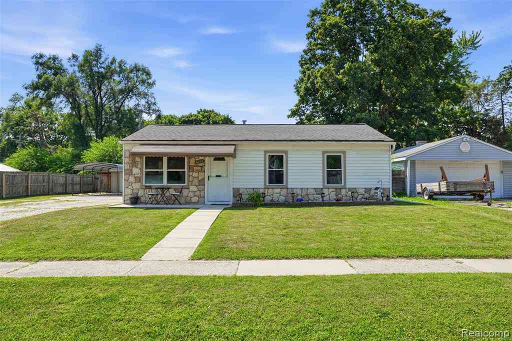 Homes For Sale - 6452 Marcy Street <br/> Brighton, MI 48116