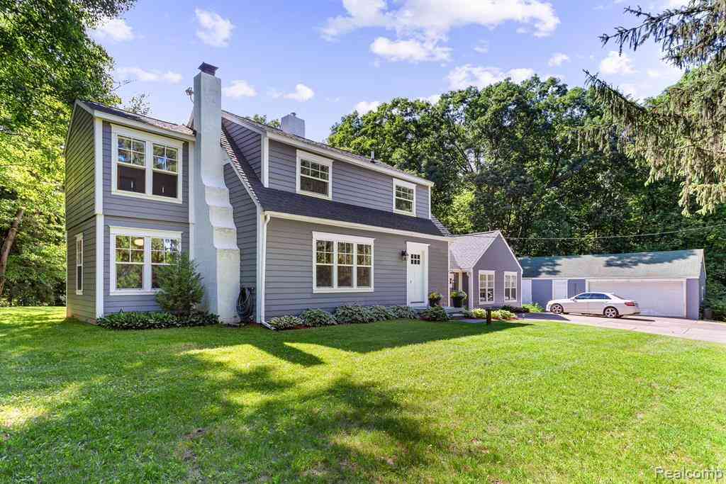 Homes For Sale - 11646 Dixie Highway <br/> Holly, MI 48442