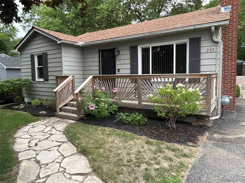 Homes For Sale - 257 Perry  <br/> Lake Orion, MI 48362