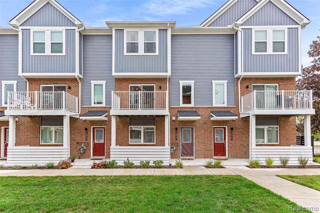Condo For Sale - 4837 Lismore Lane <br/> Oakland County, Troy, MI 48085